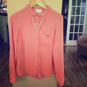 💄💄Super Cute Peach Type Top💄💄