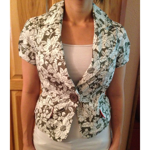 Forever 21 Jackets & Blazers - Blazer