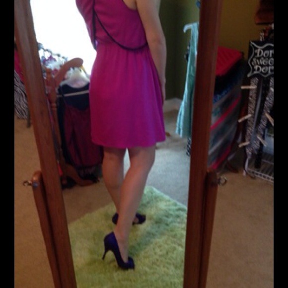 Fuchsia dress with navy trim - Picture 4 of 4