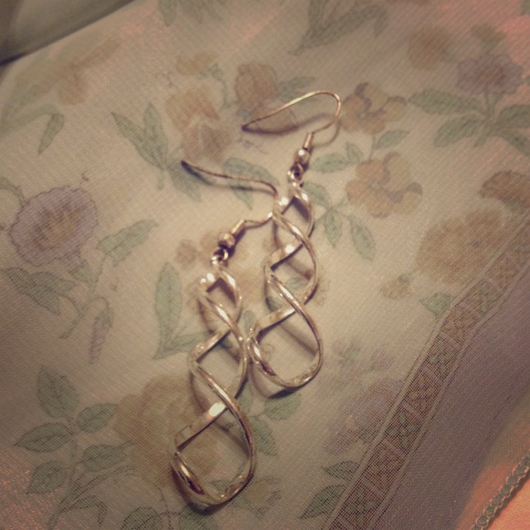 Twist earrings