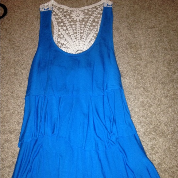 Forever 21 large tank