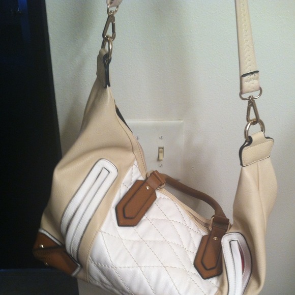 Oversized Isabella purse. - Picture 4 of 4