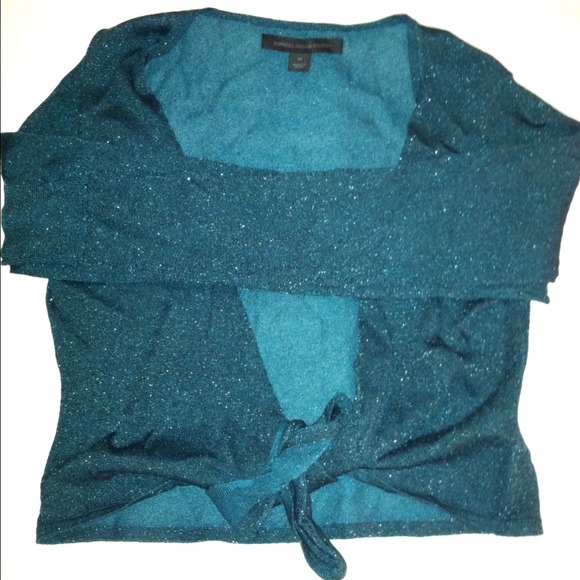 DONATING 8/16!🎁BOGO🎁 Cute tie front shrug! - Picture 3 of 4