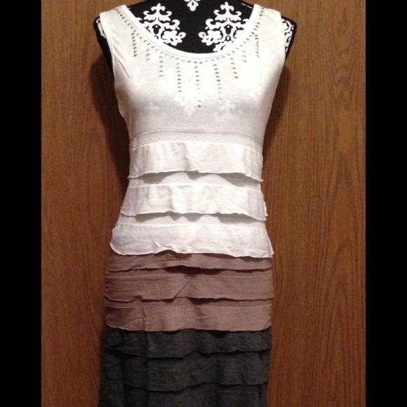 White, brown, and dark gray ruffle dress. - Picture 2 of 4