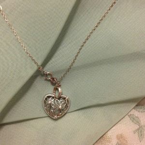 14k white gold heart pendant