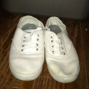 White off brand keds