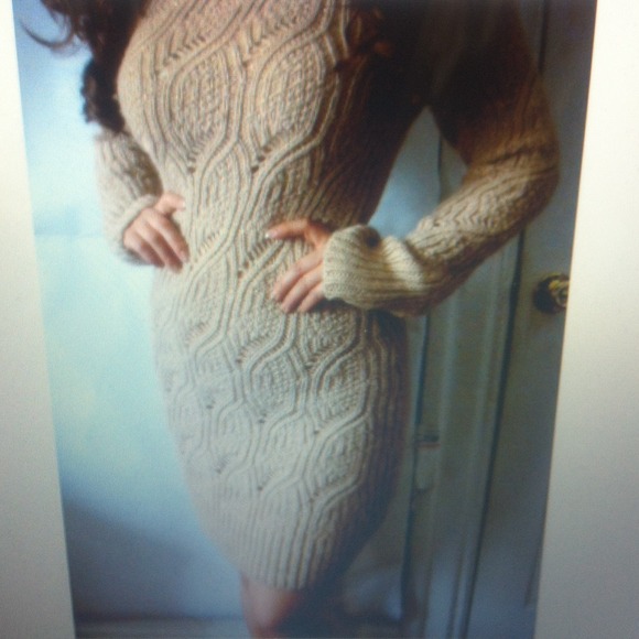 Bebe beige/gold metallic turtleneck alpaca dress M