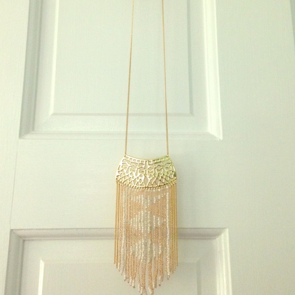 Stella & Dot Avalon fringe necklace