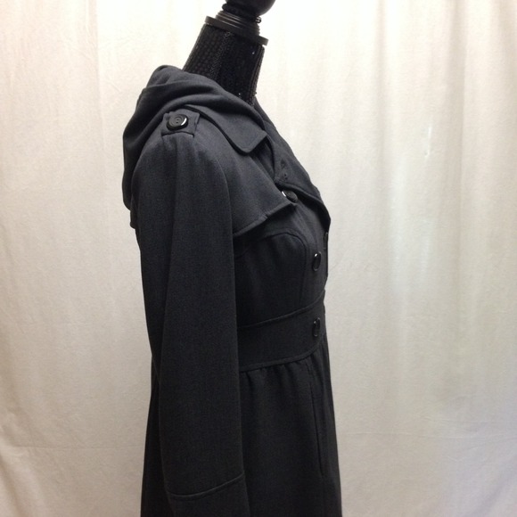 ❌BUNDLED❌{ Gorgeous Hooded Coat } unique & stylish - Picture 3 of 4