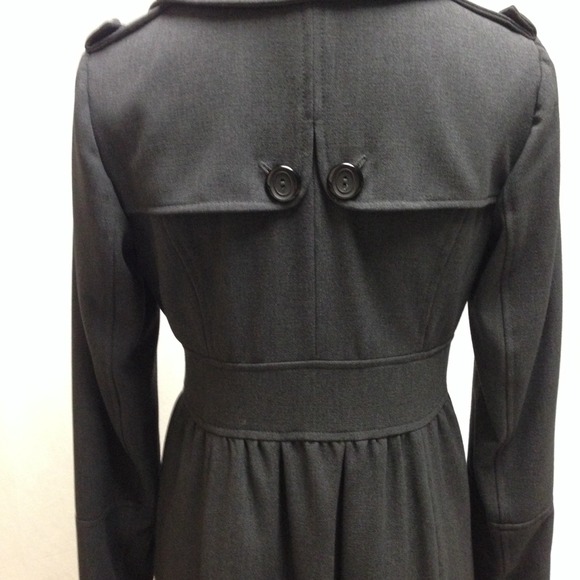 ❌BUNDLED❌{ Gorgeous Hooded Coat } unique & stylish - Picture 4 of 4