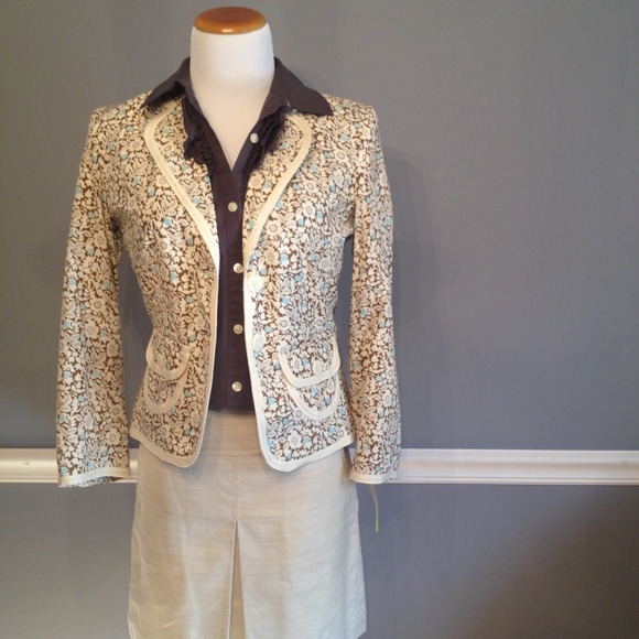 ✨Host Pick✨Express floral blazer - Picture 2 of 4