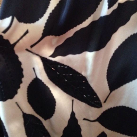 Whiley beaded black and light gold dress NWOT - Picture 4 of 4