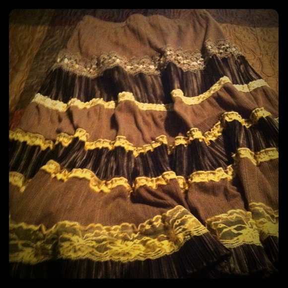 @hereforlooks ---Cute Boho Skirt