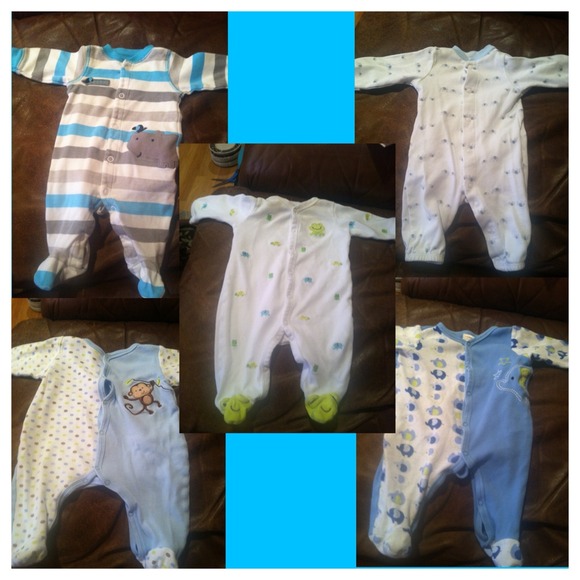 *SOLD IN BUNDLE* 5 new born to 3 months pjs