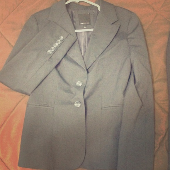 RESERVED Pant suit set, grey, The Limited REDUCED
