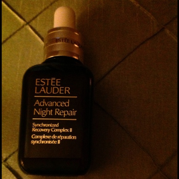 Estée Lauder 1.0oz Advance Night Repair