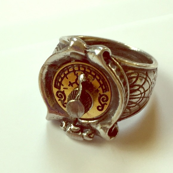 Alchemy Jewelry - HOLD❗️Alchemy Compass/Gender Ring