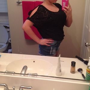 Black cut out arm top