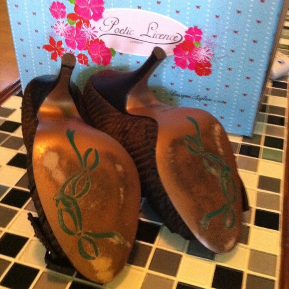 Very pretty shoes - Picture 3 of 4