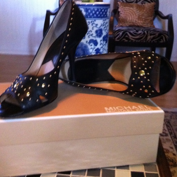 Beautiful leather shoes - Picture 4 of 4