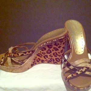 Bcbg girls gorgeous leopard pony hair wedges 7