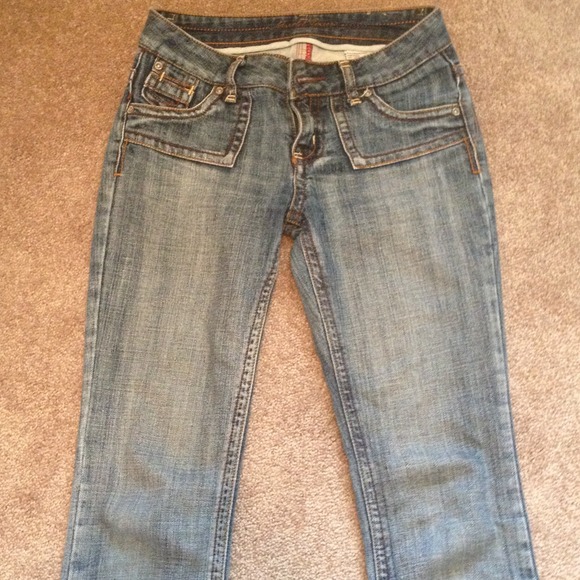 Jeans - Picture 3 of 4