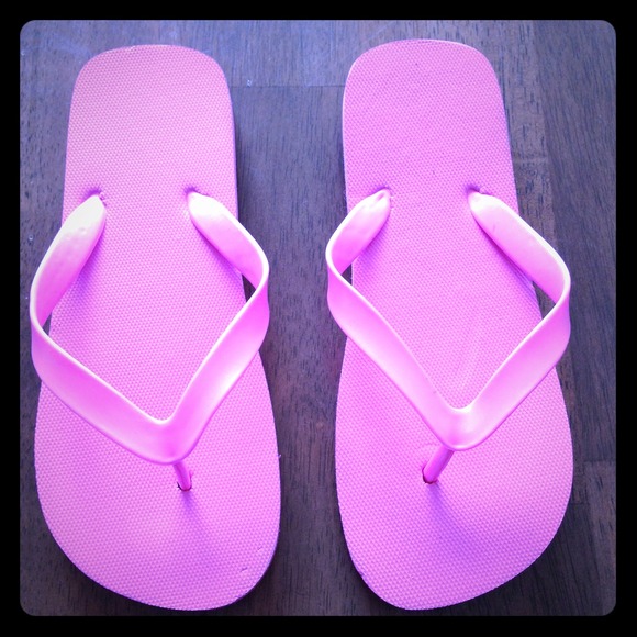 Old navy flip flops