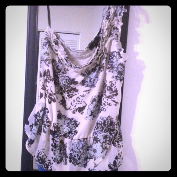 One shoulder top.
