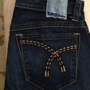 Tag Jeans