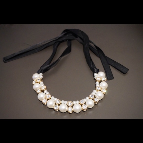 🎊🎉Host Pick🎉🎊Tie back necklace