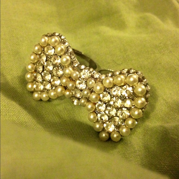 Ring - Picture 3 of 3