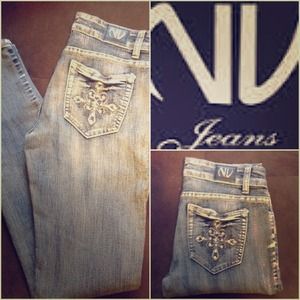 NV Skinny Jeans with jeweled pockets