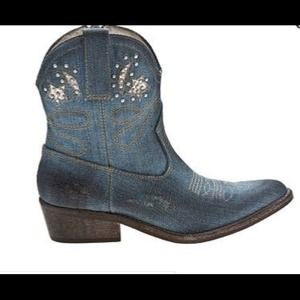 Zigi Soho Denim Cowboy Boots