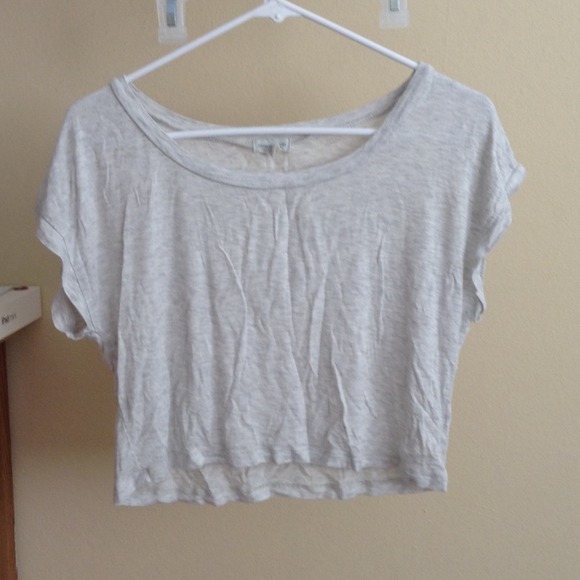 Cropped top ! - Picture 1 of 2