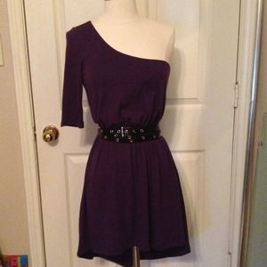 One shoulder purple dress