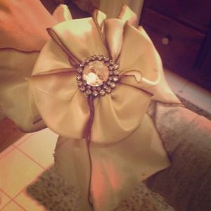 PRICE MARKED DOWNVintage Silk flower cusp bracelet