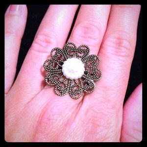 Buy 2 Get 3 FREE! Floral pearl ring