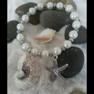 NEW Bracelet