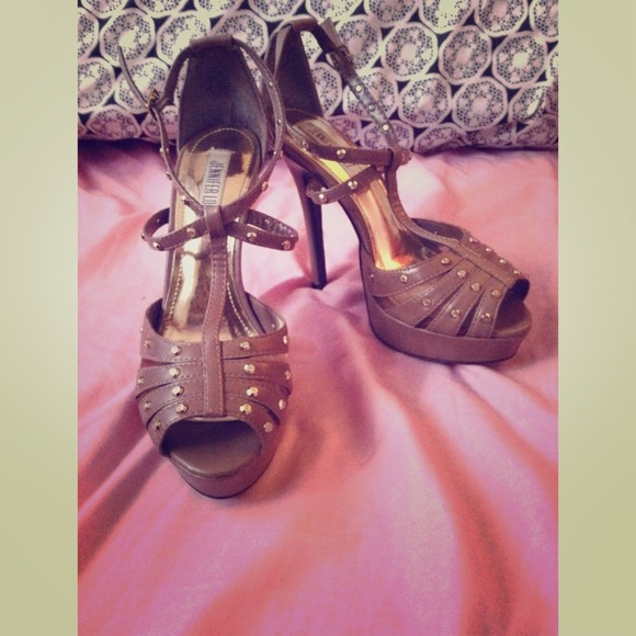 Jennifer Lopez high heels👌💕