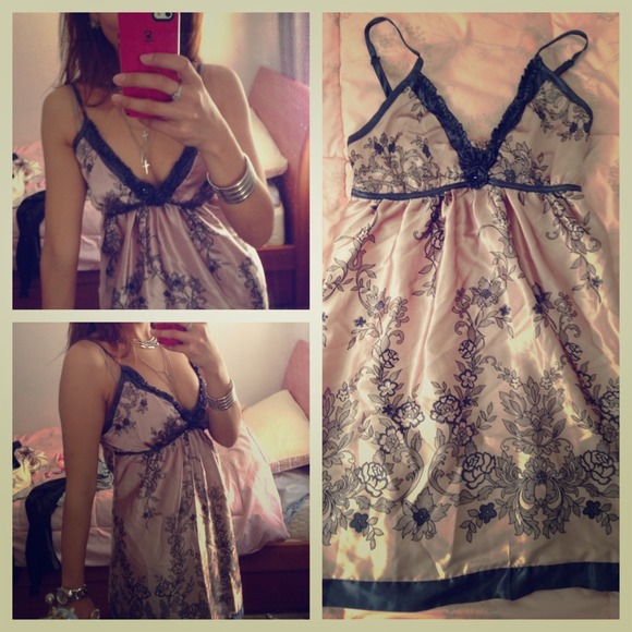 🚫Bundled for Ying🚫Silky Pink Cocktail Dress