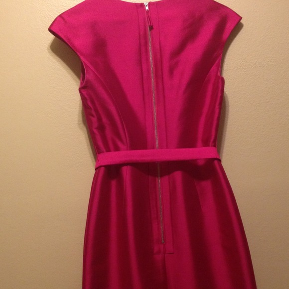 🎉HP!⭐️Beautiful magenta silk/wool dress by Hobbs - Picture 3 of 4
