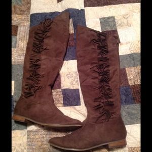 RESERVED UNTIL NEXT TUESDAY @alyshazipsie