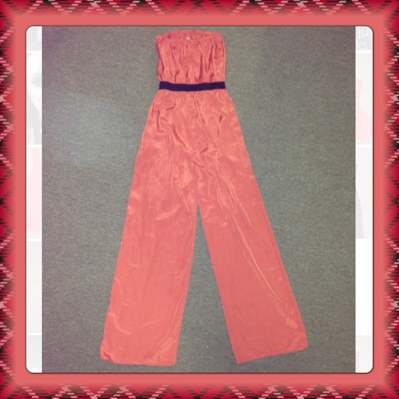 orange jump suit