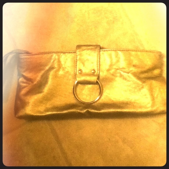 Pewter clutch