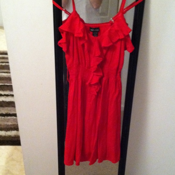 Dress - Picture 1 of 2