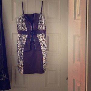 Beautiful boutique sequins dress