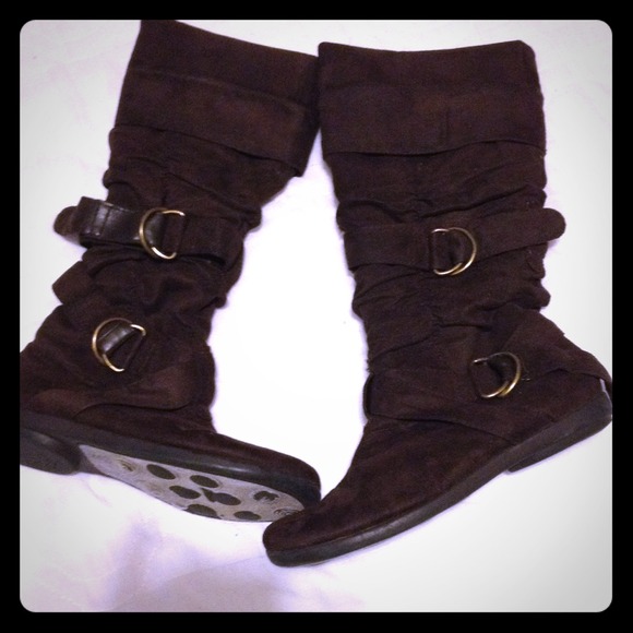Dark brown boots--SOLD!!!