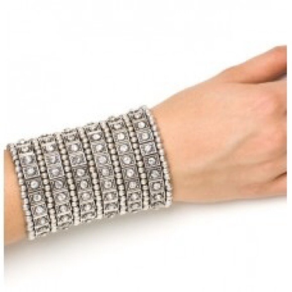 Rhinestone Boss - Picture 2 of 2