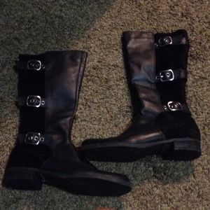 Beautiful black boots.