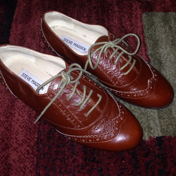 ❌SOLD❌. Steve Madden Oxfords